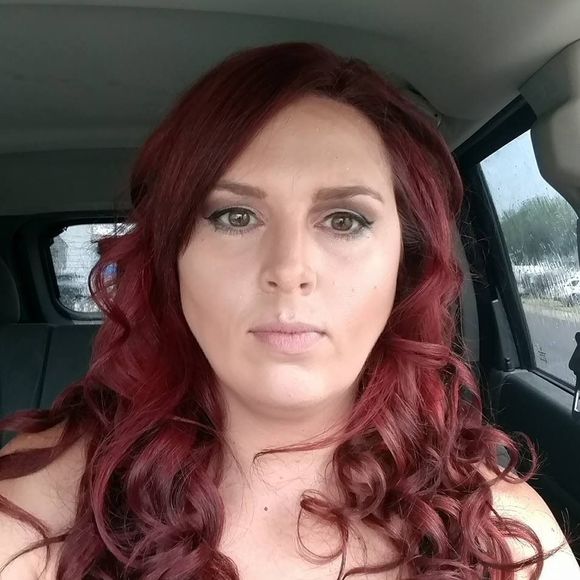 Meet your Posher, Bridget - Picture 1 of 1